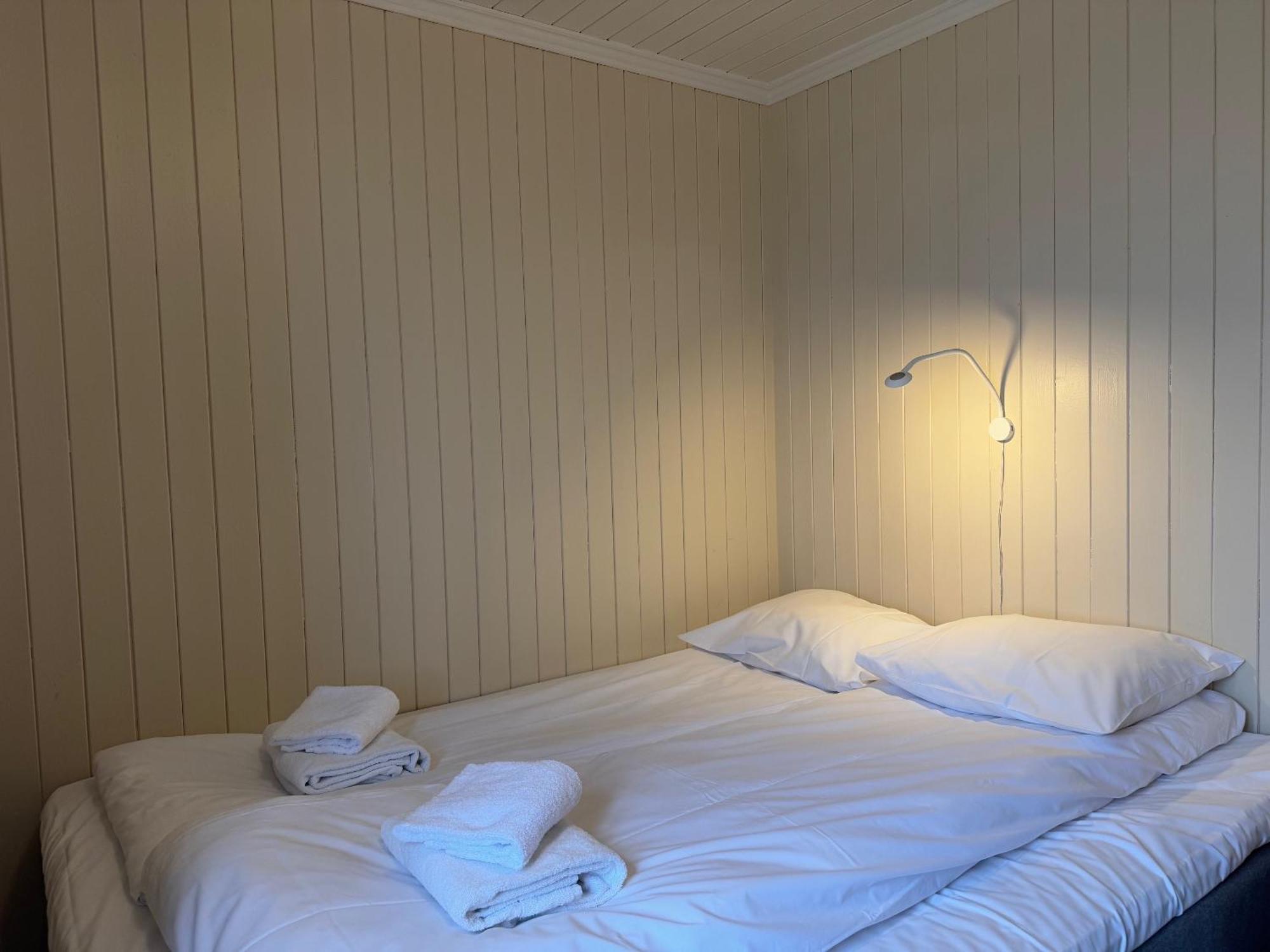 Sakrisoy Rorbuer Otel Reine Dış mekan fotoğraf